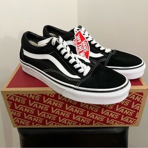 Vans old Skool sneakers classic black and white.